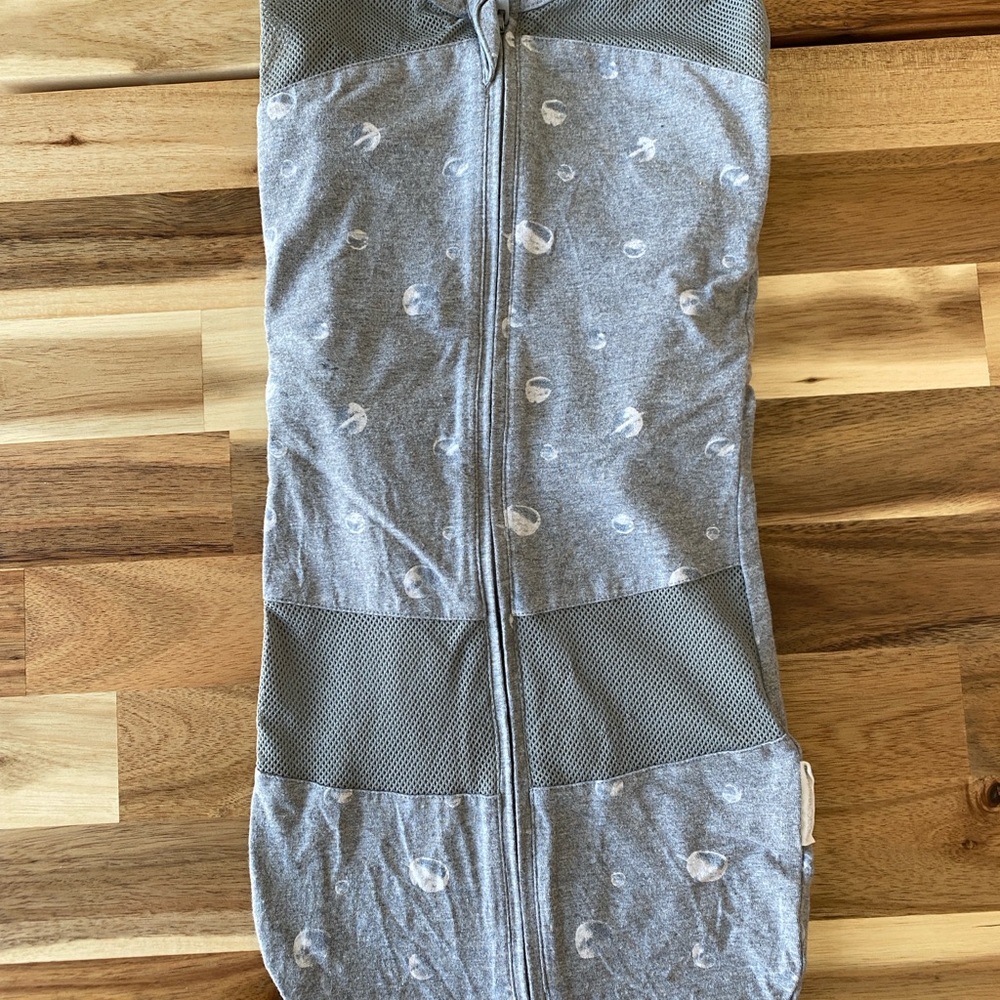 Happiest Baby Sleepea Swaddle, Charcoal Planets, M (2-4mo)